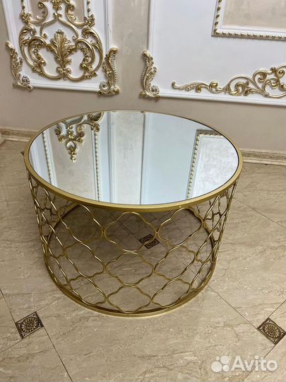 Стол журнальный