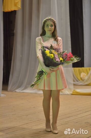 Платье женское