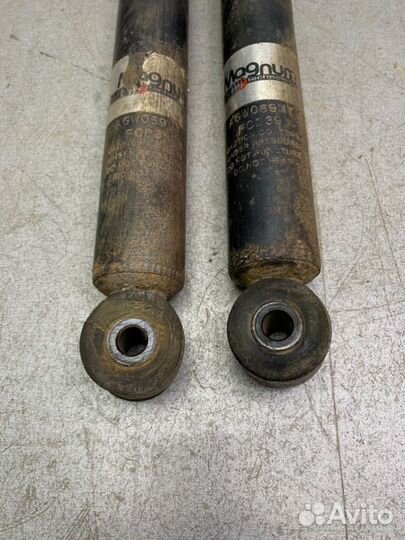 Амортизатор задний Volkswagen Caddy 3 1.9 BLS 2008