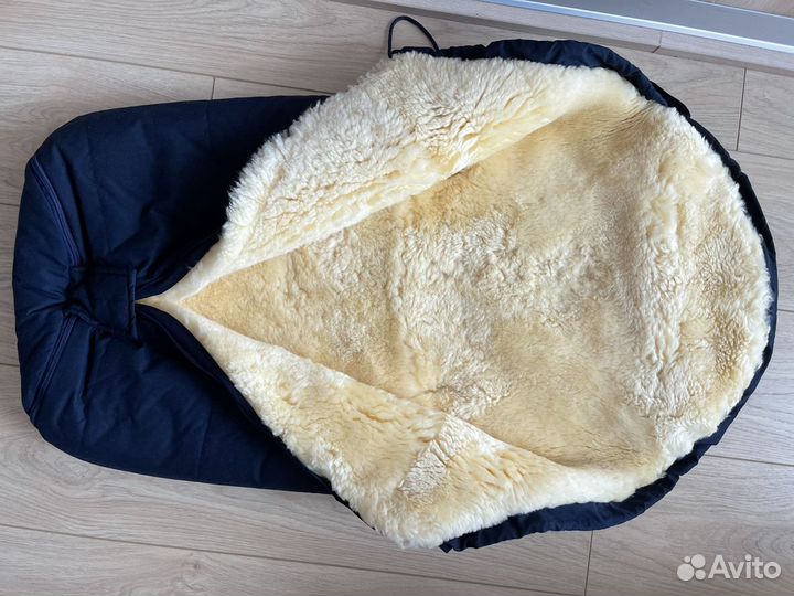 Зимний конверт в коляску натуральная овчина Medisa