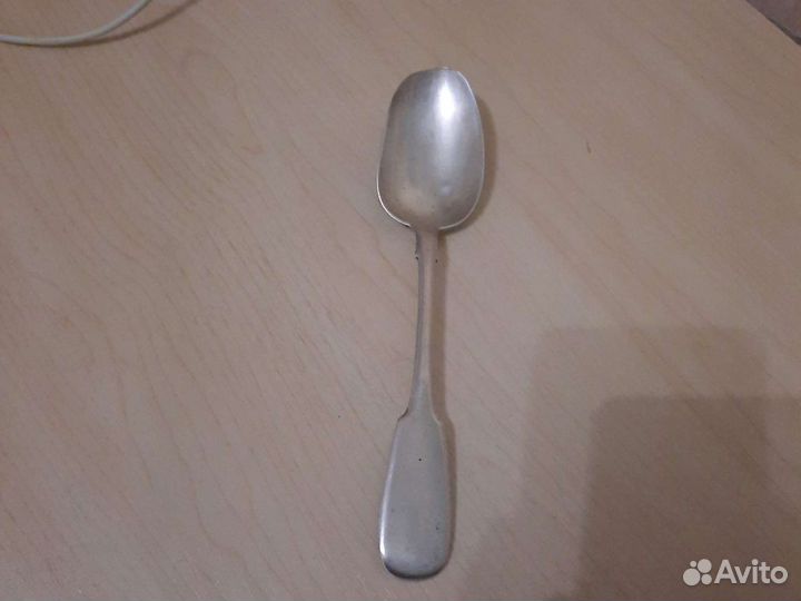 Серебряная столовая ложка