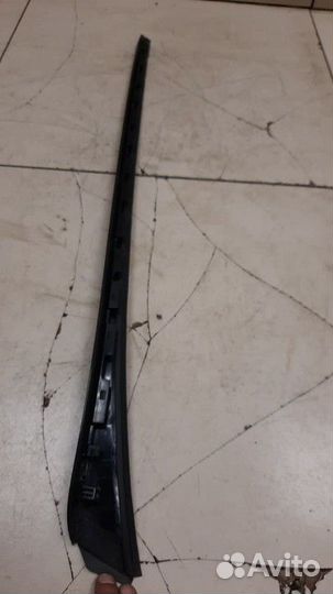 Молдинги лобового стекла левый Hyundai Santa Fe