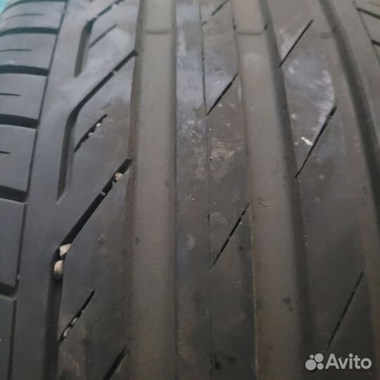 Bridgestone Turanza T001 225/60 R16