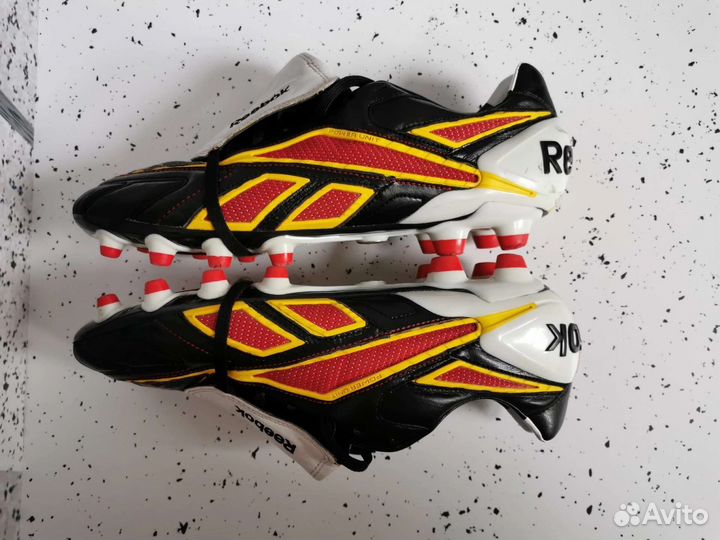 Футбольные бутсы Reebok