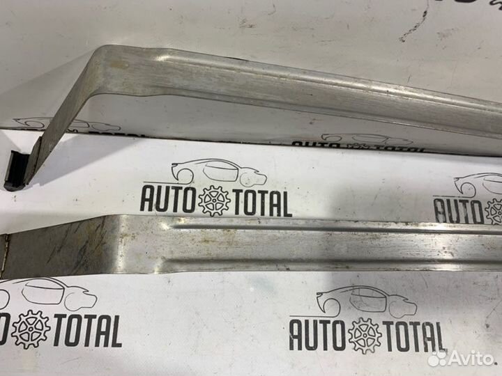 Крепление топливного бака Bmw 745 E65 N62B44 2004