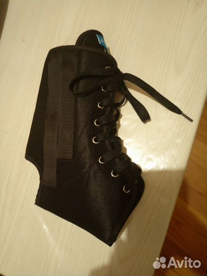 Ортез на голеностопный сустав с рёбрами жёсткости