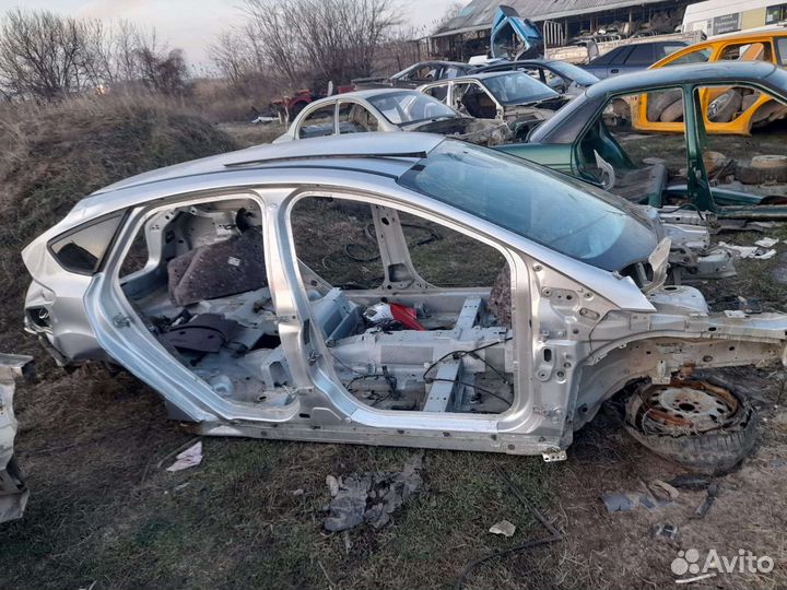 Кузов по частям Ford Focus 3
