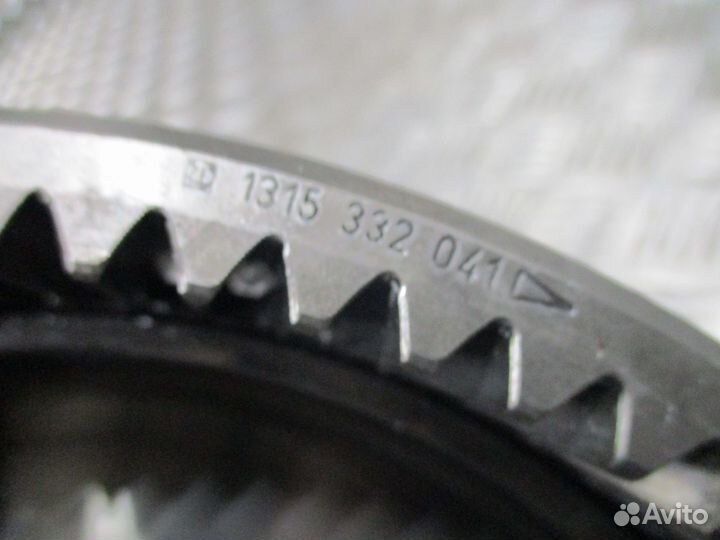 Коронарная шестерня со ступицей ZF 1316332130