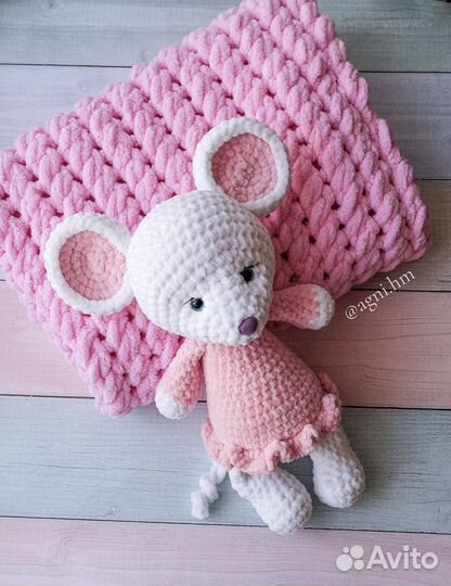 Плюшевые вязаные игрушки