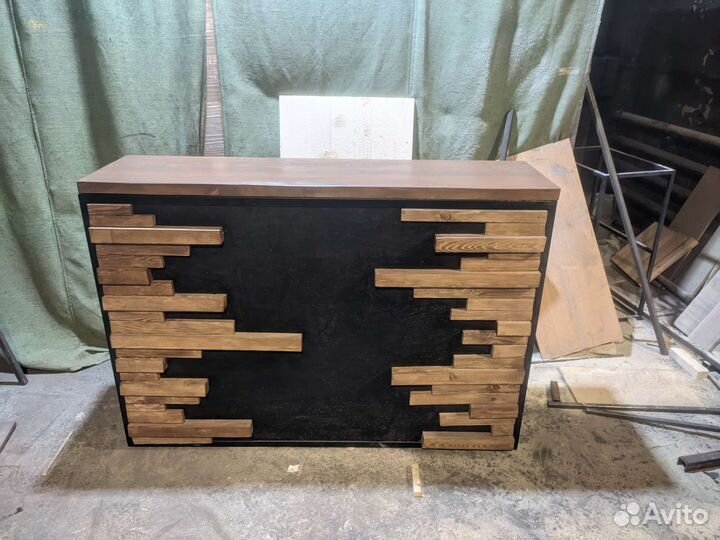 Стойка ресепшн