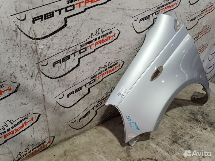 Крыло toyota vitz yaris NCP10 NCP13 NCP15 SCP10 SCP13 5381252010 переднее левое серебро DY365