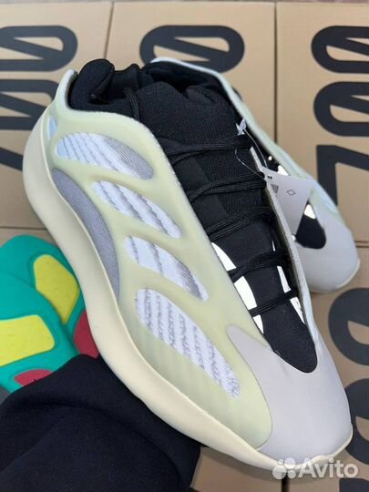 Adidas Yeezy Boost 700 v3 Azael