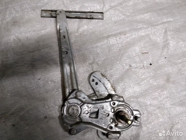 Стеклоподъёмник Ниссан Альмера N16