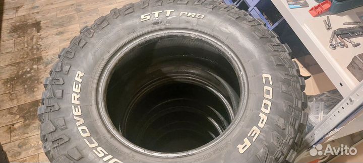 Cooper Discoverer STT Pro 295/70 R17