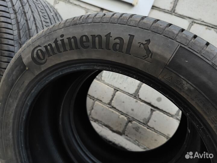 Continental UltraContact UC6 225/55 R19