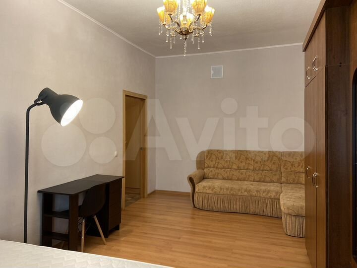 2-к. квартира, 55 м², 6/8 эт.