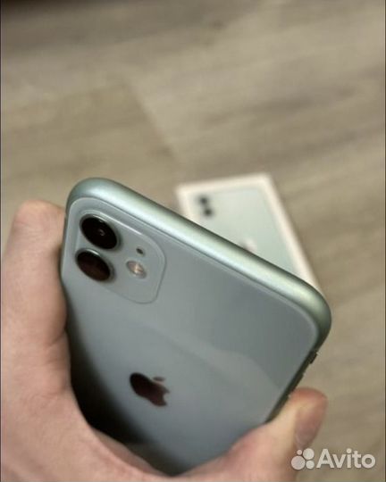 iPhone 11