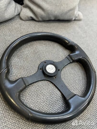 Спортивный итальянский руль