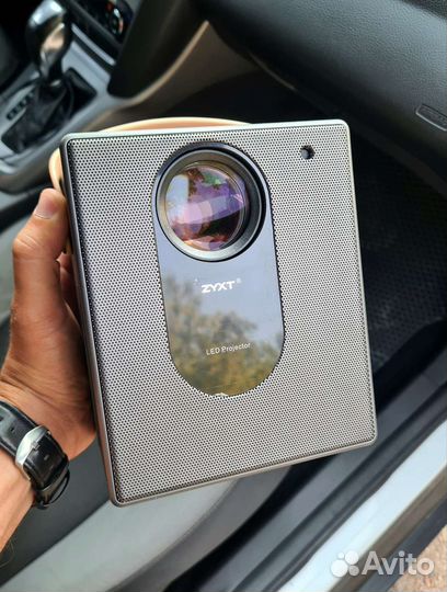 Домашний мини проектор zyxt TY-200
