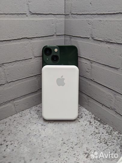 Apple MagSafe Battery Pack 5000mAh для iPhone