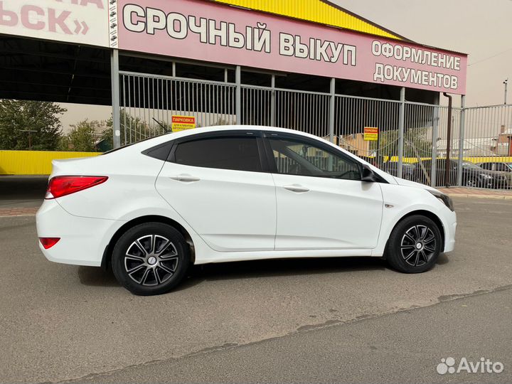 Hyundai Solaris 1.4 AT, 2016, 73 000 км