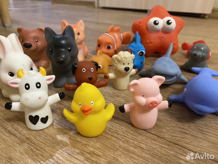 Резиновые игрушки (17 шт.) для малышей 0+