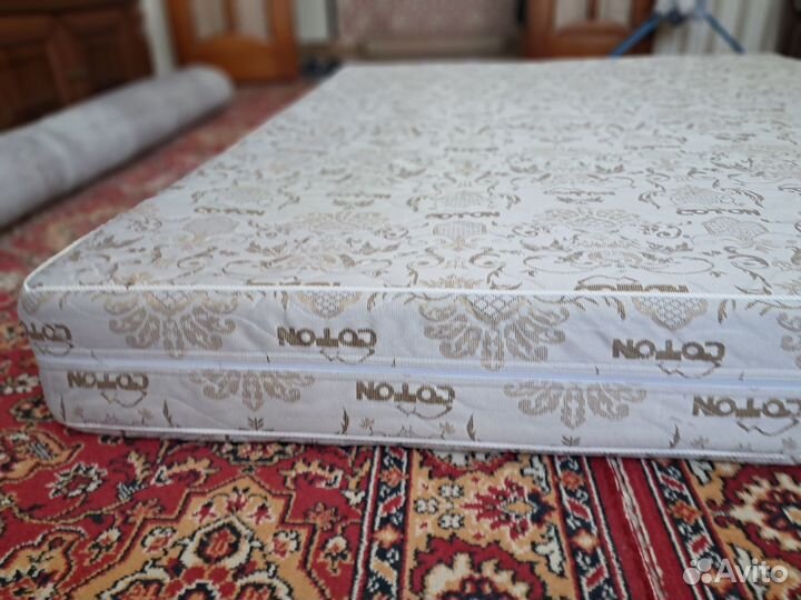 Матрас 160х200 бу