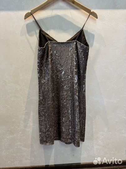 Шикарное вечернее платье 42