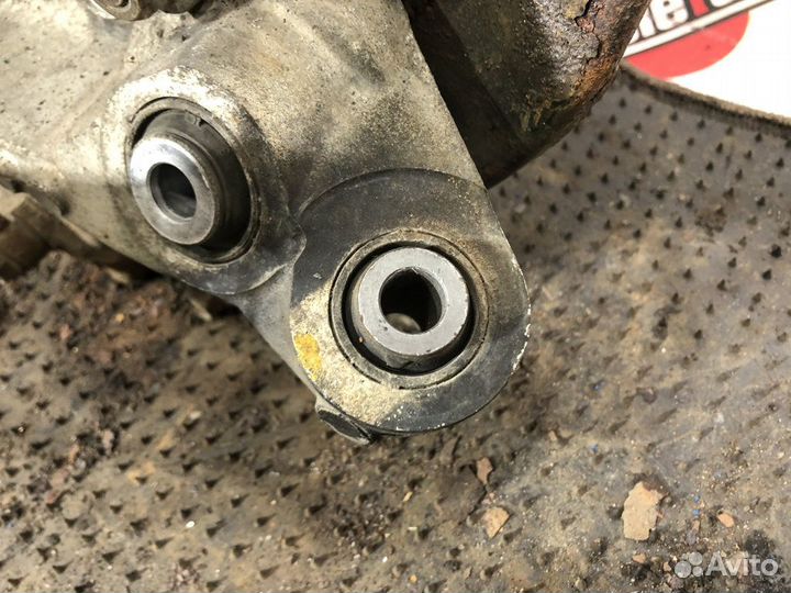 Ступица nissan skyline NV36 VQ25 R R 2007 Зад / За