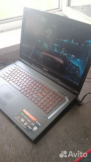 Игровой ноутбук MSI GL73 9SC-032XRU