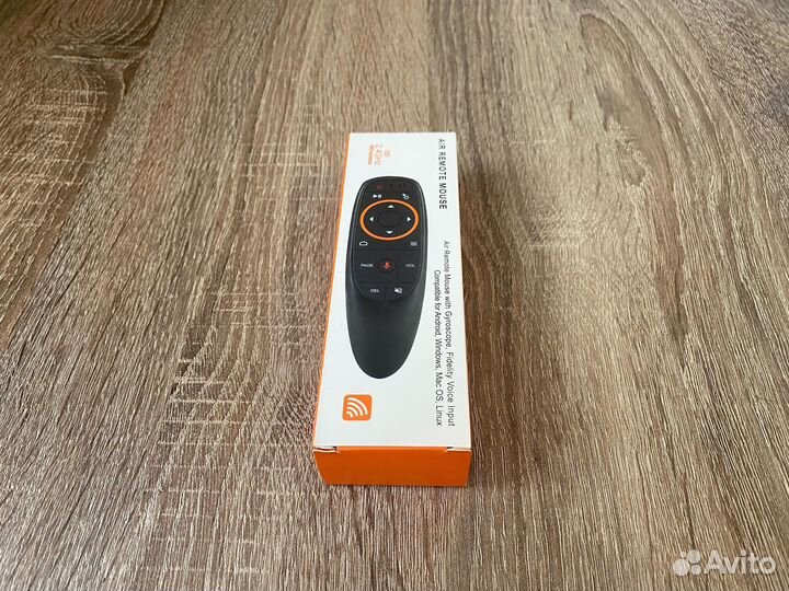 Tanix w2 + пульт с голосовым управлением