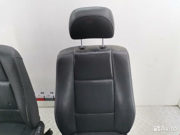 Салон (сидения) комплект для BMW 3-Series (E46)