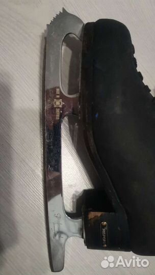 Профессиональные фигурные коньки risport 250