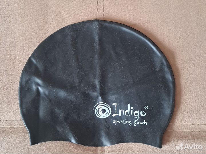 Шапочки для плавания. 2 шт. Цена за обе шапочки