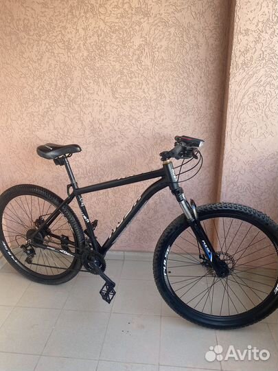 Велосипед алюминиевая рама 29