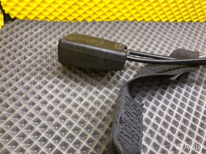 Ремень безопасности Mercedes-Benz E-Class W210