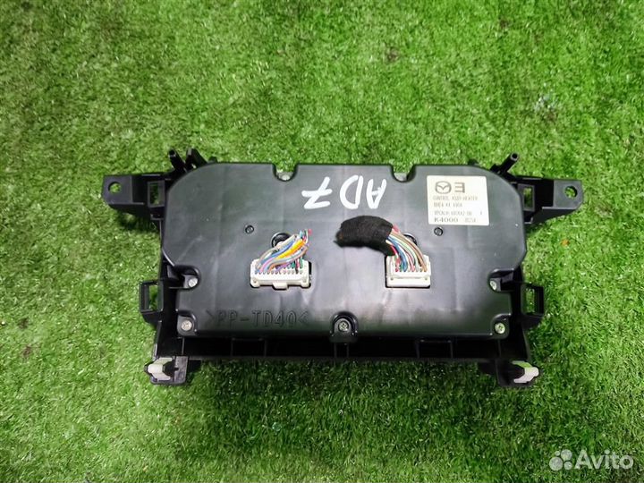 Панель управления отопителя Mazda 3 (BL) 2013