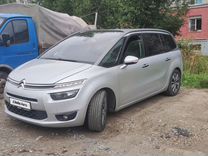 Citroen Grand C4 Picasso 1.6 MT, 2015, 220 000 км, с пробегом, цена 1 400 000 руб.