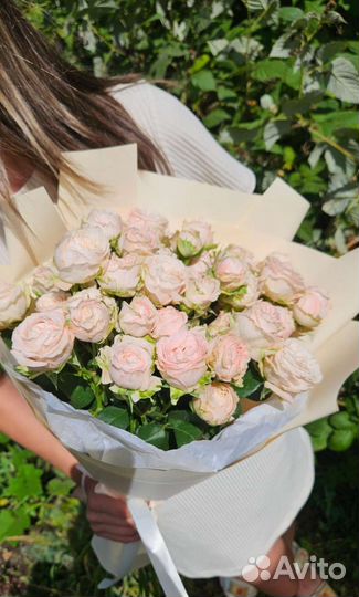 Доставка цветов и букетов