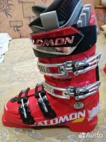 Горнолыжные ботинки