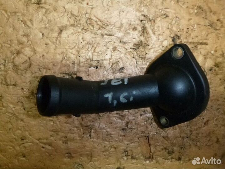 Крышка термостата Volkswagen jetta 2011