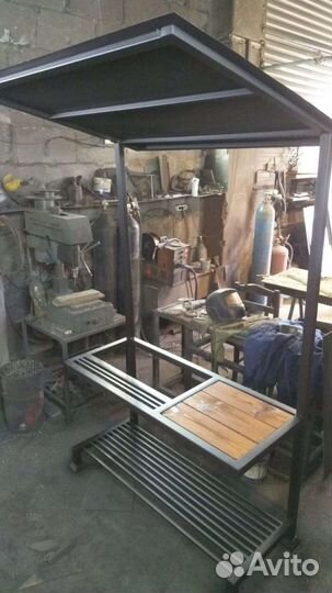 Мангал с крышей в стиле лофт