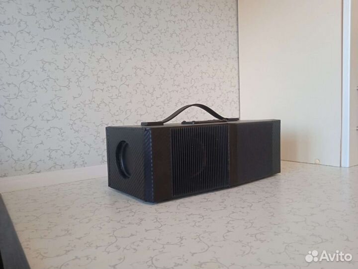 Портативная колонка