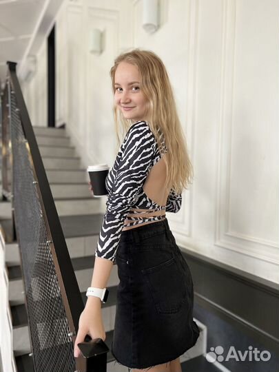 Инструктор, преподаватель по маникюру