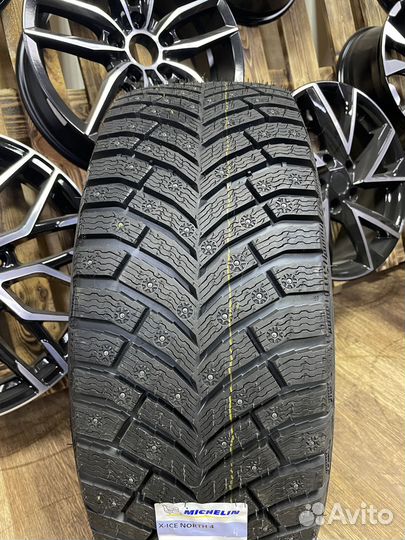 Michelin X-Ice North 4 285/40 R19 107H