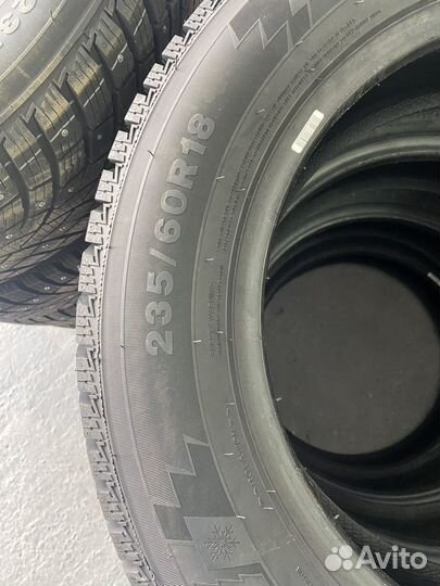 Triangle IcelynX TI501 235/60 R18