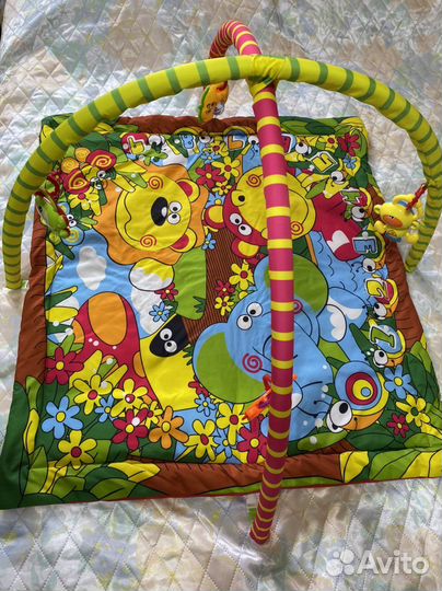 Детский развивающий коврик с дугами