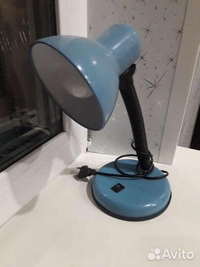 Лампа настольная