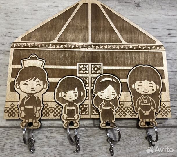 Ключница с брелками в Бурятском стиле