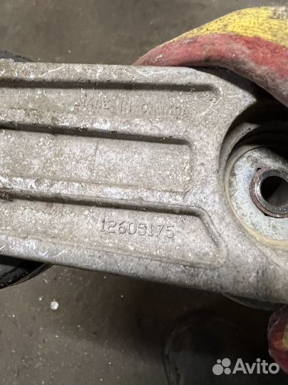 Натяжитель ремня генератора opel insignia a20nht